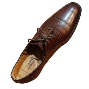 Johnston & Murphy Men's Classic Lace Up Brown Oxfords